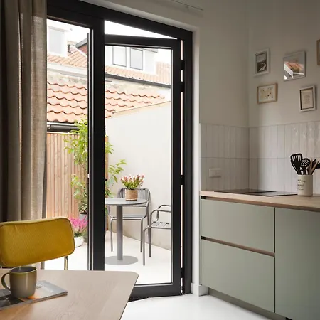 Semesterbostad Beachhouse Seabreeze - Vernieuwd! *